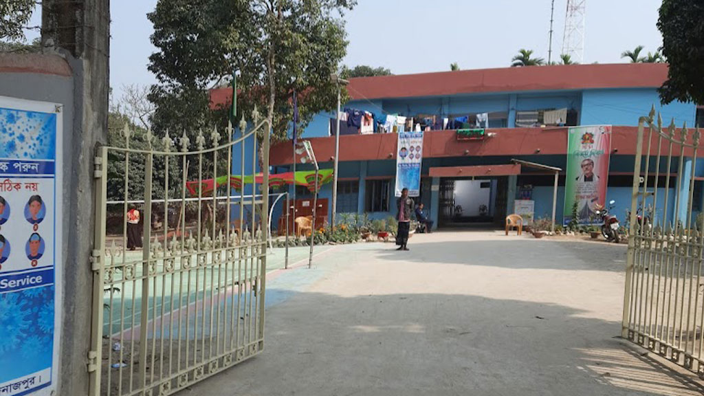 দিনাজপুরে এক রশিতে ঝুলন্ত অবস্থায় মা ও শিশুর মরদেহ উদ্ধার