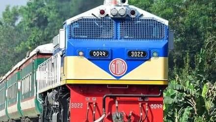 ৬ রুটে ট্রেনের ভাড়া বৃদ্ধি: ২০ ডিসেম্বর থেকে কার্যকর, কোন রুটে কত টাকা বাড়ছে?